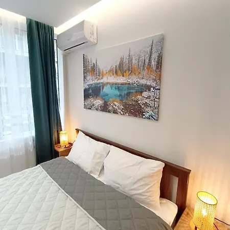 Purple Tulip Center Apartment